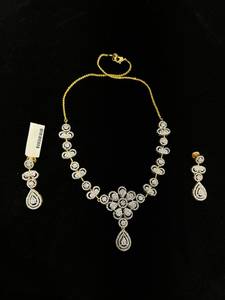 Conjunto de Collar y Pendientes de Aleación Chapada en Oro con Diseño Floral Étnico y Circonitas, con Colgante en Forma de Lágrima para Boda - Product Image 3