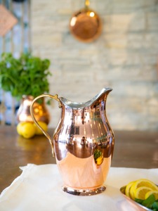 Pichet vintage en cuivre avec bec verseur et poignée en acier inoxydable pour boissons, idéal pour les fêtes, design métallique durable - Product Image 2