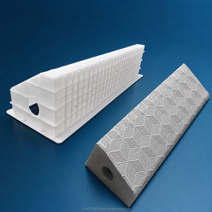 Moule en plastique PP directement de l'usine pour pierres de bordure en béton à motifs - Product Image 4