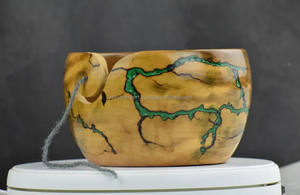 Cuenco de hilo de madera funcional elegante pulido brillante para tejedores y ganchillos de INDIA - Product Image 3