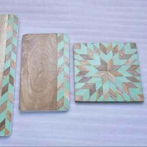Planche à découper en bois et résine au design haut de gamme, planche à découper avec incrustation de résine, planche à fromage en bois, planche à fromage au prix de gros d'usine - Product Image 1