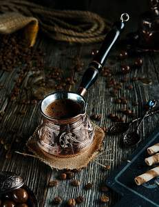 Encanto rústico, atractivo vintage, minimalismo moderno, elegancia clásica, boquilla curva, vertido preciso. - Product Image 6