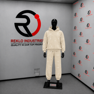 Conjunto Deportivo Personalizado con Estampado de Estrellas Beige, Sudadera con Capucha Extra Grande y Pantalones Jogger para Hombre, Ropa Deportiva Casual al por Mayor - Product Image 3