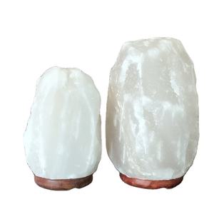 โคมไฟเกลือหิมาลัยสีขาวขายส่ง – คริสตัลธรรมชาติแกะสลักด้วยมือ ใช้พลังงานจาก USB ไฟกลางคืน ของตกแต่งบ้าน - Product Image 2