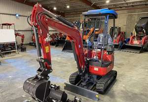 Miniexcavadora de 1.7 S con Brazo Giratorio y Controles Laterales - Product Image 4