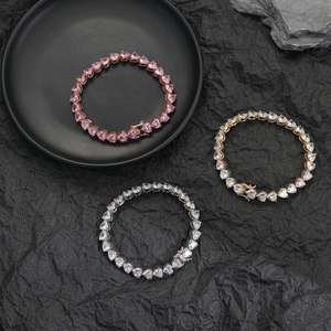 Pulsera de tenis con corazón completo, rosa dulce, cadena de muñeca femenina, corazón tallado en tres colores, rosa suave, joyería fina - Product Image 3