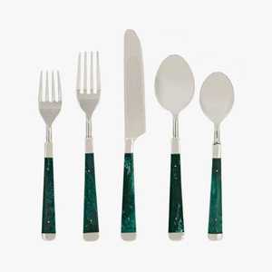Ensemble de couverts en acier inoxydable, cuillère, fourchette, couteau, 4 pièces, avec manche en résine blanche, pour fêtes, décoration d'événements, accessoires de table - Product Image 2