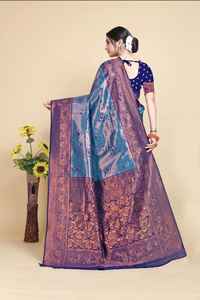 Sari en soie Banarasi classique, sari traditionnel indien pour mariage avec bordure Zari riche, disponible à un prix raisonnable - Product Image 2