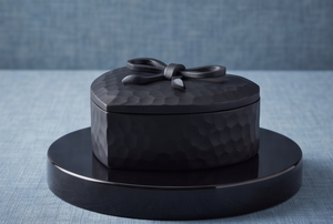 Custom Sculptural Bow Black Heart Metal Date And Dry Fruit Storage Box Romantic Container - Product Image 5