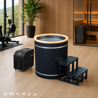 Baignoire de plongeon froid en WPC noir sans entretien avec revêtement en acier 304, bain de glace composite résistant aux intempéries pour une utilisation toute l'année