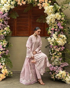 Salwar Kameez Premium de Alta Calidad en Blanco y Negro para Mujer, Ideal para Fiestas y Playa, Material Viscosa, Absorbe la Humedad, Secado Rápido, Protección Solar - Product Image 4