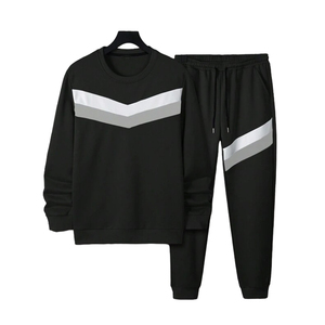 Ensemble de survêtement homme tendance été 2026 en coton épais brodé de luxe, avec logo personnalisé, style streetwear oversize, en molleton bouclette - Product Image 4