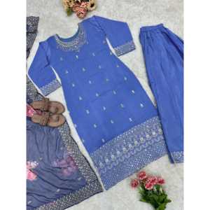 Conjunto de Top y Pantalones Plazzo para Mujer con Elegante Dupatta para Fiestas - Product Image 2