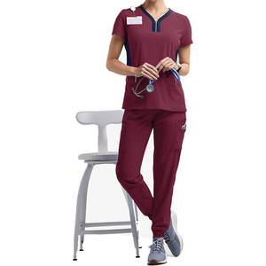 Uniforme de Enfermera, Ropa de Tela Ligera y Suave, Diseñada para Brindar Comodidad Durante el Uso Clínico Diario y las Rutinas de Atención Médica - Product Image 1