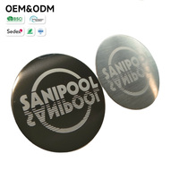Placas de Identificación de Aluminio Anodizado con Revestimiento Adhesivo, Impresas en Serigrafía de Dos Colores, con Relieve y Acabado Cepillado Personalizado para Válvulas de Bombas Industriales