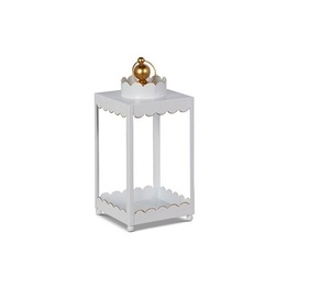Nouvelle lanterne de Noël magnifique et décorative en acier, métal et verre, élégante, pour la décoration de la maison, fabriquée à la main en finition blanche - Product Image 1