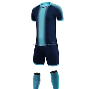 Conjunto de uniformes de fútbol personalizado, nuevo estilo, venta directa de fábrica, jersey de fútbol sublimado, uniformes de equipo de fútbol, conjunto de colores personalizados