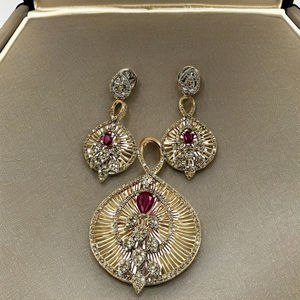 Juego de Pendientes y Colgantes de Diamantes Cultivados en Laboratorio, Elegantes y de Alta Calidad, Oro Blanco y Rosa de 14K con Baño de Rodio, Certificados por IGI, Corte Brillante - Product Image 4
