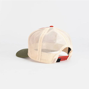 Gorra de Béisbol OEM de Moda, Poliéster/Algodón, Diseño de Logotipo Personalizado, Patrón 3D, Parche Tejido, Transpirable, Impermeable y Ajustable - Product Image 3