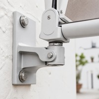 Auvent électrique en aluminium de luxe économique avec éclairage LED pour piscine et balcon, installation facile, télécommande intelligente, protection solaire