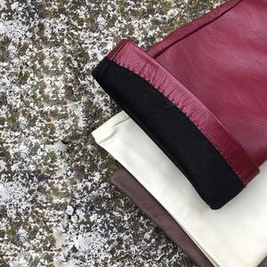 Gants longs en similicuir bordeaux foncé pour femme, gants de soirée formels pour opéra, gants sexy en cuir PU rouge foncé pour fête - Product Image 6