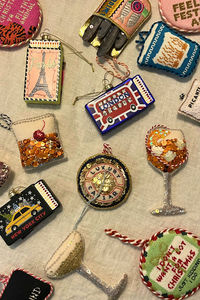 Adornos Navideños Hechos a Mano con Cuentas de Ciudades del Mundo: París, Londres, Nueva York, Decoraciones Festivas - Product Image 2