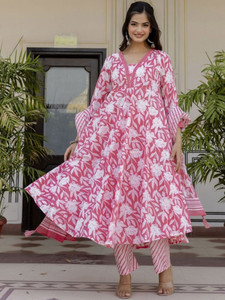Women's Floral Digital Print Quick Dry Pink Cotton <b>Kurta</b> Set Trousers Regular Fit Knee-Length Traditional <b>Indian</b> Pakistani Wear - Product Image 4
