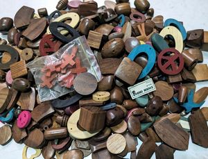 Venta al por Mayor GoodYI GYQQ-829 Cuentas Redondas de Madera de Haya Orgánica de 19 mm con Letras del Alfabeto, Cuentas de Madera Natural para Hacer Joyas - Product Image 3