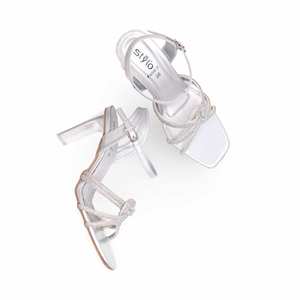 Sandalia de tacón bloque fantasía plateada Colección FN5906 - Product Image 1