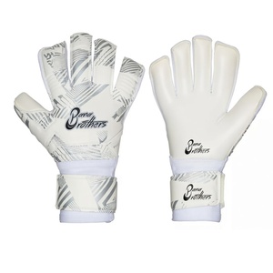 Guantes de Portero Profesionales Personalizados con Agarre de Látex, Guantes de Fútbol para Portero en Gris y Negro - Product Image 3