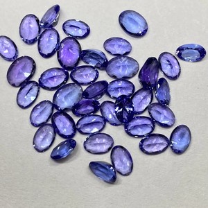 Tanzanita Natural Ovalada con Corte Facetado, Gema Suelta, Piedra Azul Violeta Genuina y Rara, Calidad Premium, Certificada por Terceros - Product Image 1