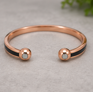 กำไลข้อมือทองแดงแท้แบบมินิมอล ปรับขนาดได้ ดีไซน์ลายนูนสวยงาม ทันสมัย - Product Image 4