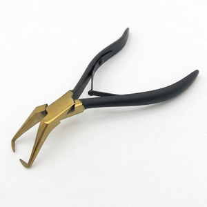 Pince de retrait d'extensions capillaires en acier inoxydable bicolore noir et or, à pointe courbée, ouvre-micro-anneaux, outil de salon, vente en gros - Product Image 1