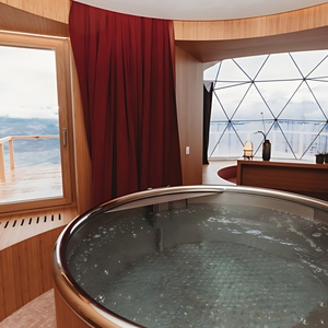 อ่างสปาสแตนเลส304ขนาด160ซม. หรูพร้อมโคมไฟ LED 2ดวงและฝาไม้ซีดาร์กลมสำหรับโรงแรมรีสอร์ทวิลล่าใช้งานกลางแจ้ง - Product Image 2