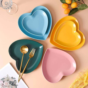 Modern Design Resin Heart Shape Colorful Dinner Salad <b>Plate</b> with MODEL Pattern for Valentine Day From India - Product Image 4