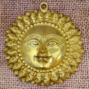 Décoration murale en laiton en forme de soleil, visage de Surya Bhagwat, fait main, pour la maison et le bureau, pour la positivité - Product Image 5