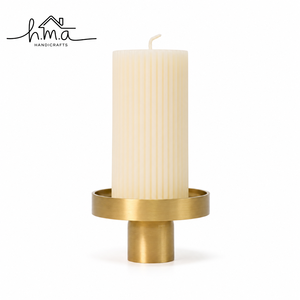 Candelabro Cilíndrico de Latón con Acabado Dorado, Base Redonda con Pedestal, Adorno Botánico, Pieza Decorativa Moderna para Mesa, Decoración del Hogar - Product Image 3