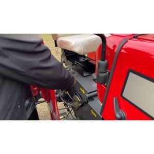 Tracteur Massey Ferguson durable MF 240 2WD 50 HP offrant des performances de terrain durables pour une utilisation en Asie du Sud et en Afrique - Product Image 1
