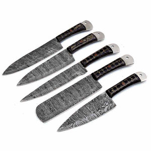 Ensemble de couteaux de cuisine professionnels en acier Damas avec finition décorative et design de manche pratique pour restaurant gastronomique - Product Image 3