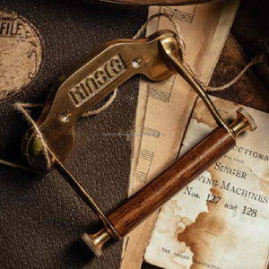 Porte-papier toilette en laiton poli vintage, art populaire, étagère de rangement pour la salle de bain, pour la maison et le bureau - Product Image 4