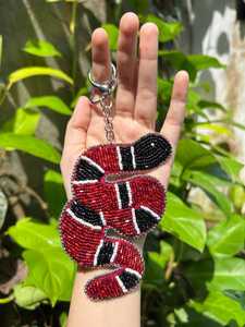 พวงกุญแจ ALI FASHION ART ปักมือประดับลูกปัดรูปผลไม้ น่ารัก ใช้กับกระเป๋าได้ เป็นมิตรกับสิ่งแวดล้อม ดีไซน์สั่งทำได้ เป็นของขวัญ - Product Image 3