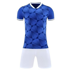 Conjunto de Uniforme de Fútbol Personalizado de Alta Calidad para Adultos, Secado Rápido, 100% Poliéster, Transpirable, con Estampado - Product Image 5