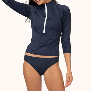 Rashguard de Tela Reciclada Personalizado por el Fabricante, Protección Solar, con Cierre, para Mujer - Product Image 3