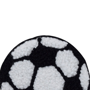 Patchs brodés personnalisés en tissu avec logo brodé auto-adhésifs pour vêtements - Product Image 4