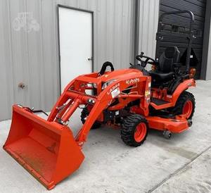 Tractor de Ruedas LA344 de 25 HP de Calidad Profesional con Motor y Caja de Cambios para Uso Municipal y Ambiental - Product Image 6