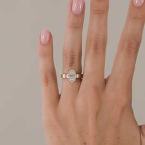 Bagues de fiançailles ovales en diamant de laboratoire de 2 carats, or massif 14 carats, sertissage à griffes, solitaire 3 mm, bijoux de mariage classiques de luxe, certifiés IGI - Product Image 6