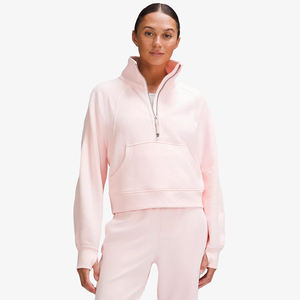 Conjunto Deportivo de 2 Piezas para Mujer, Sudadera Corta con Capucha de Felpa para Invierno y Pantalones Jogger con Logotipo Frontal, Gran Venta - Product Image 4