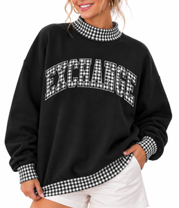 Sudadera Oversize Personalizada para Mujer al por Mayor con Cuello Mock, Diseño a Cuadros, Aplicación de Letras y Bloques de Color - Product Image 5