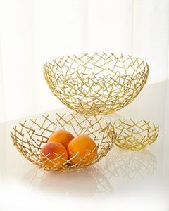 Bandeja de Servir de Latón Sólido Martillado a Mano con Grabado Decorativo para Uso en el Hogar, Hoteles y Bodas - Product Image 2