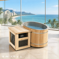 Baignoire de glace extérieure en cèdre rouge avec boîtier de refroidissement en bois, bain froid ovale avec revêtement en acier inoxydable 304 et roulettes